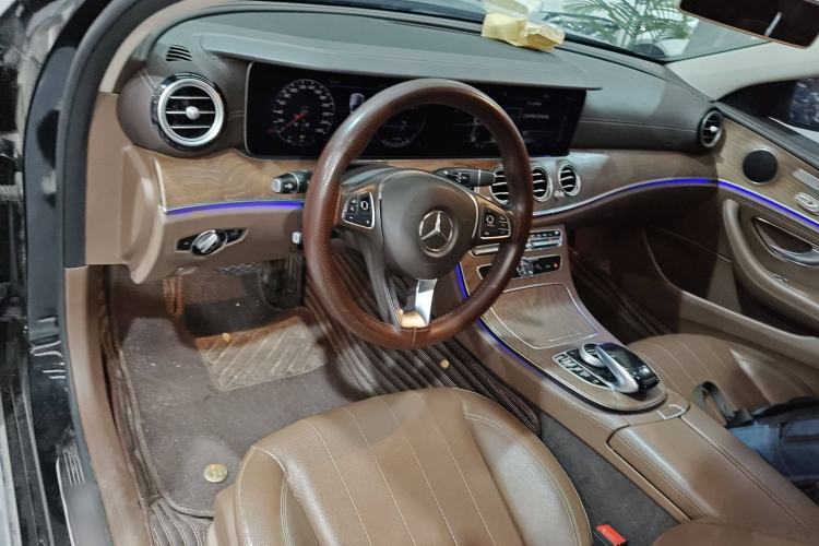 Used Mercedes-Benz E-Class 2018 Facelift E 300 L Luxury Edition
