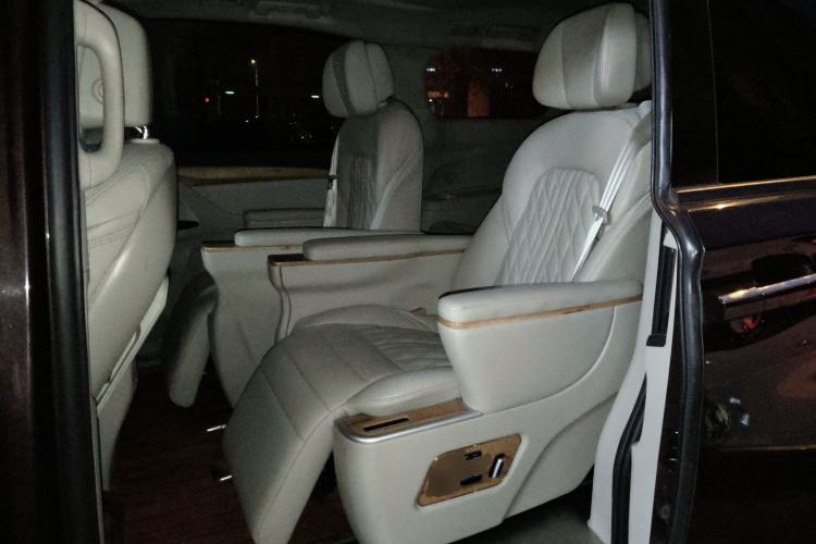 Used Buick GL8 2018 ES 28T Comfort Model China VI Standard