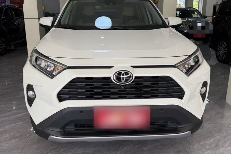 Used Toyota RAV4 2020 2.0L CVT Two-Wheel Drive Fashion Edition
