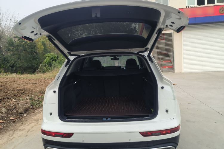 Used Audi Q5L 2022 40T Luxury Elegant Model
