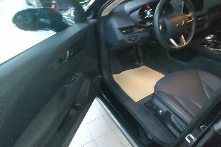 Used Hongqi E-QM5 2021 Charging Version Flagship Edition
