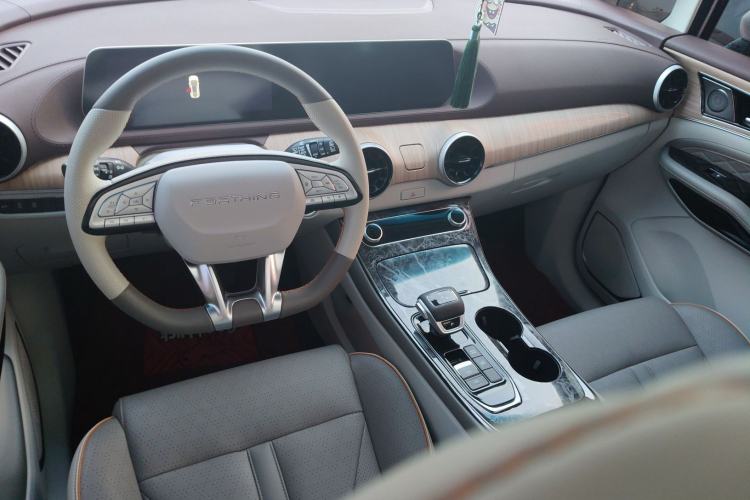 Used FORTHING Yacht 2024 1.5T DCT Guanhai Edition
