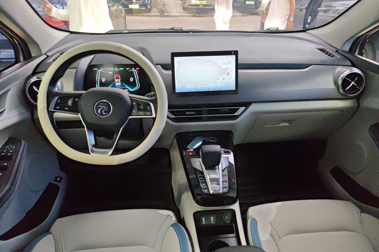 Used BYD Yuan Pro 2023 401KM Luxury Version
