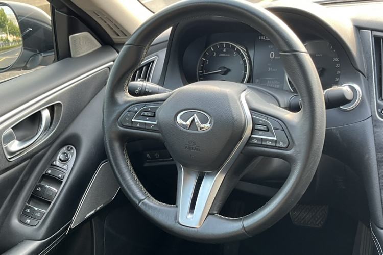 Used Infiniti Q50L 2018 2.0T Enjoyment Edition China V standard
