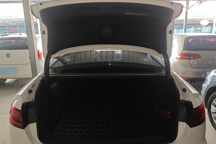 Used Audi A4L 2019 40 TFSI Fashion Edition China VI Emission Standard