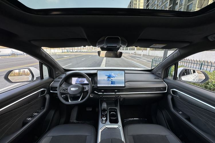 Used Geely Auto Haoyue L 2025 2.0T DCT Luxury Edition