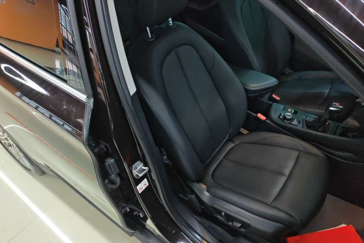 Used BMW X1 2019 sDrive20Li Leading Model