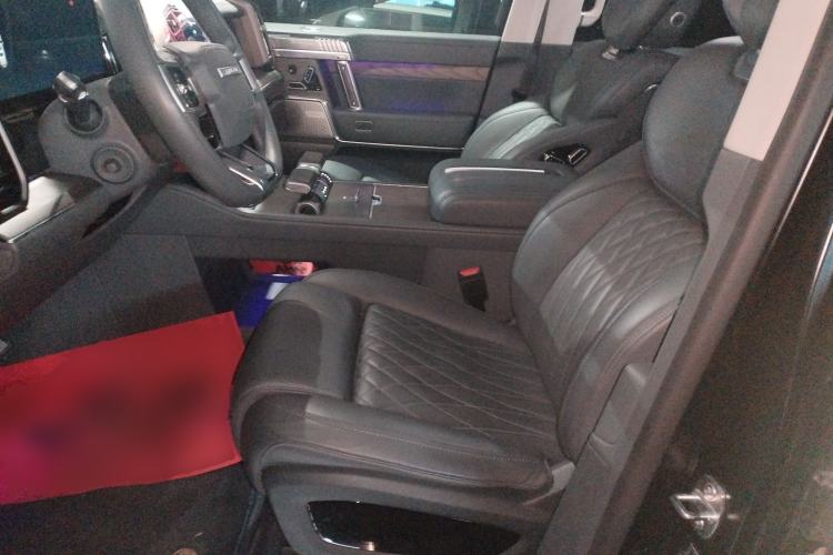 Used  917 2023 Range-Extended Base Model
