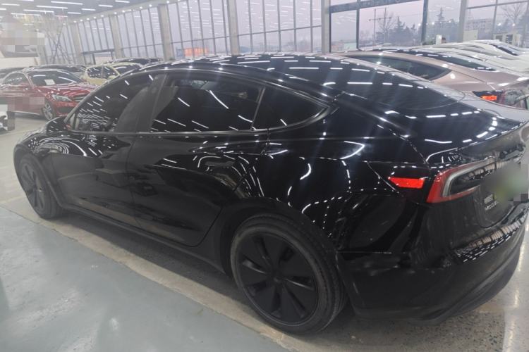 Used Tesla Model 3 2023 Rear-Wheel-Drive Version
