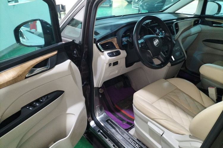 Used Buick GL8 2018 ES 28T Comfort Model China VI Standard