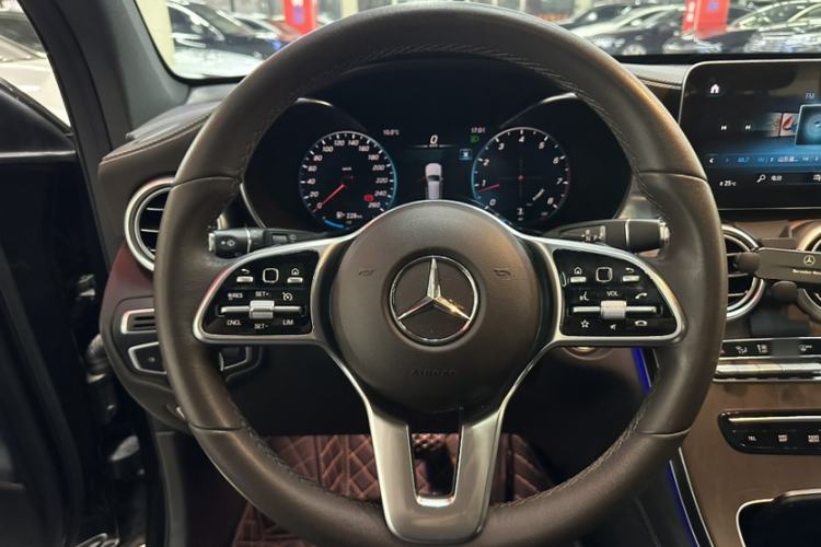 Used Mercedes-Benz GLC 2020 GLC 300 L 4MATIC Dynamic Edition
