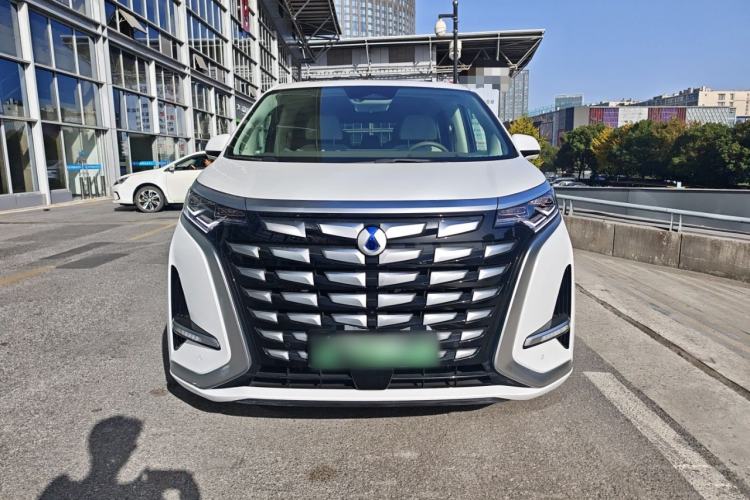 Used Denza D9 2022 DM-i 970 Four-Wheel Drive Prestige Model
