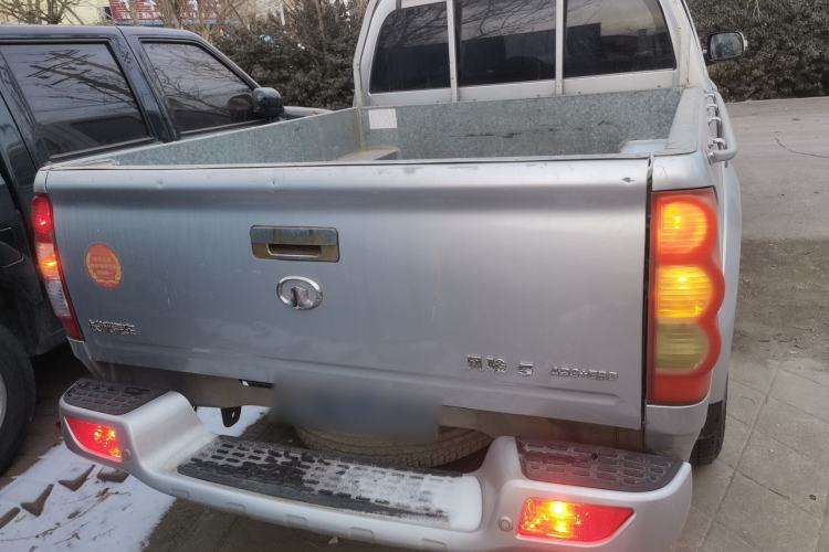 Used Great Wall Wingle 5 2017 2.0T European Version Diesel Two-Wheel Drive Advanced Large Double-Cab GW4D20E