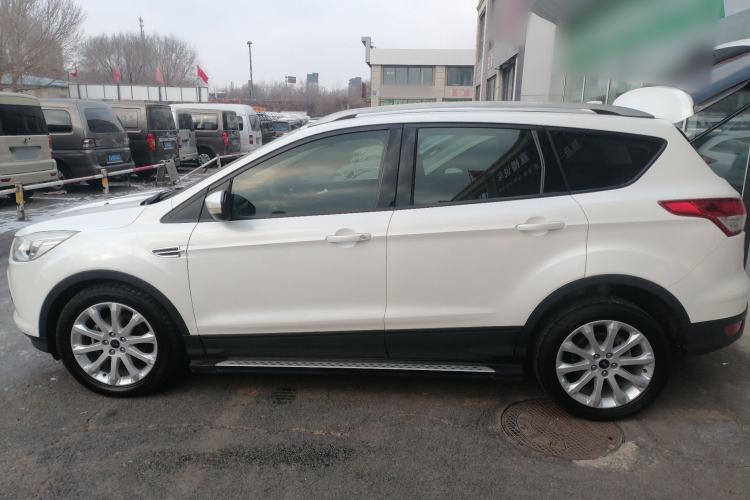 Used Ford Kuga 2015 1.5L GTDi Two-Wheel-Drive Comfort Model
