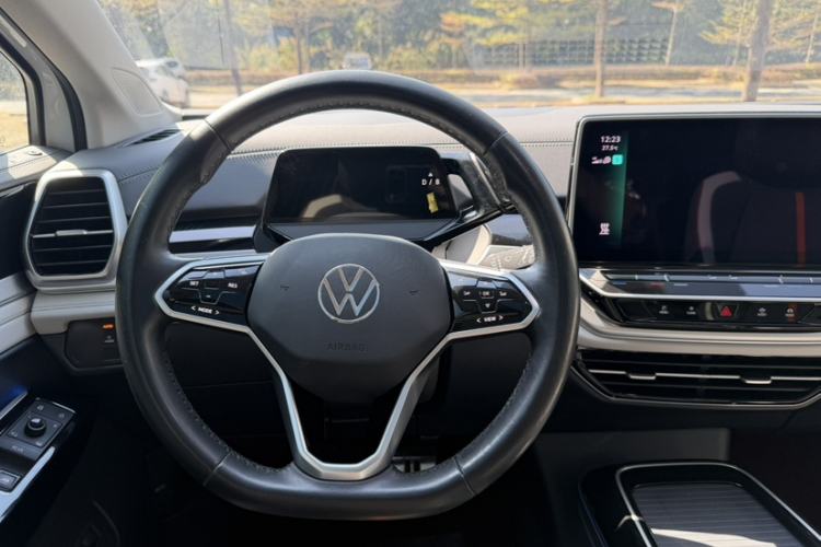 Used Volkswagen ID.6 CROZZ 2022 Long-Range PRO Edition