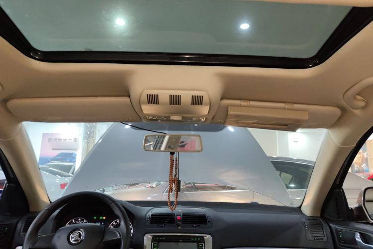 Used Skoda Octavia 2015 Classic Model 1.6L Automatic Yijie Version