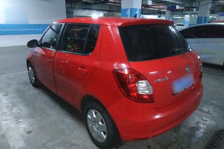 Used Skoda Fabia 2014 1.4L Automatic Crystal Edition