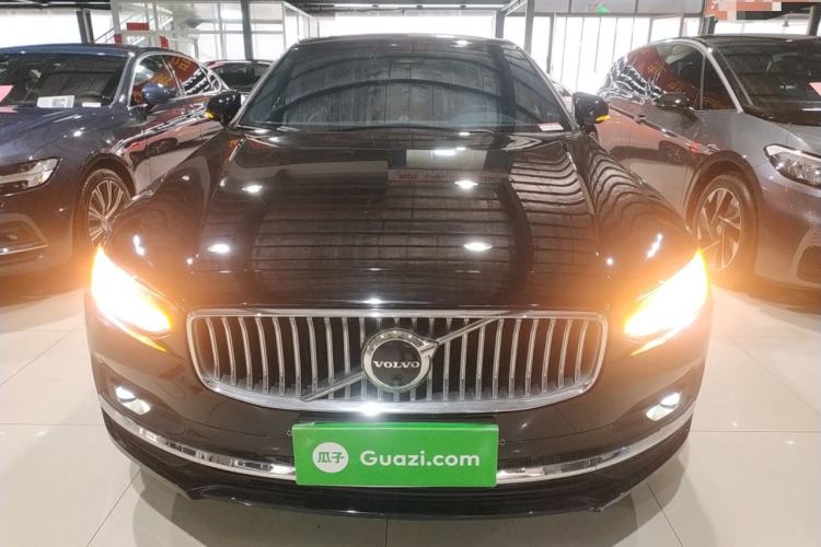 Used Volvo S90 2025 B5 Zhiya Luxury Edition
