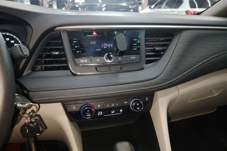 Used Buick GL6 2019 18T 6-Seater Elite Version China VI Standard
