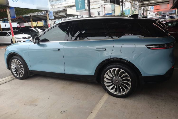 Used VOYAH FREE 2021 Four-Wheel Drive Standard Range-Extended Exclusive Luxury Package
