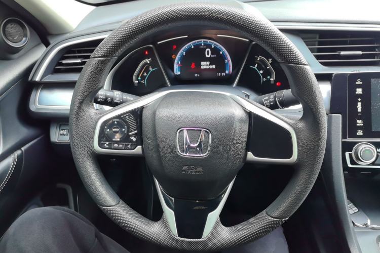 Used Honda Civic 2016 220TURBO CVT Luxury Edition
