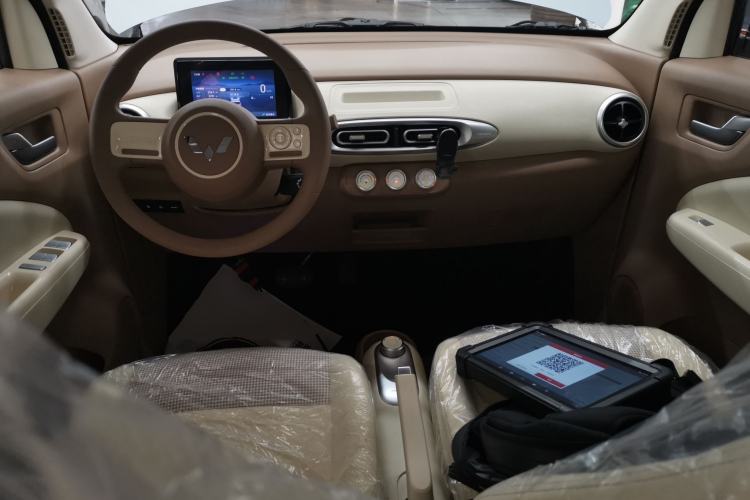 Used Wuling Hongguang MINIEV 2025 Four-Door Version Advanced Edition
