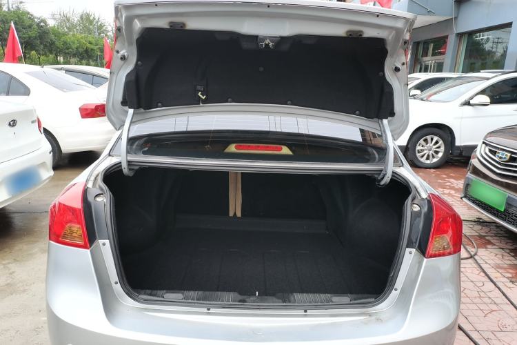 Used Buick Excelle 2013 1.5L Manual Classic Model
