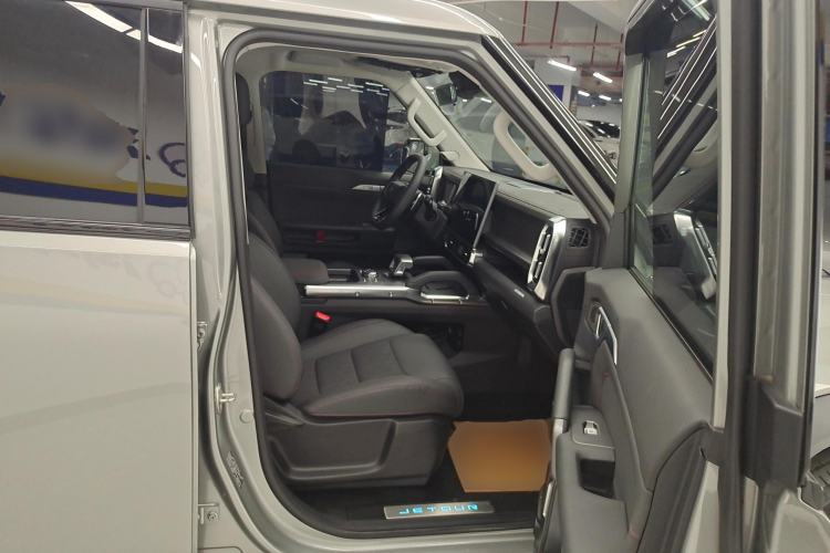 Used JETOUR Traveler 2023 2.0T All-Wheel-Drive CrossPRO
