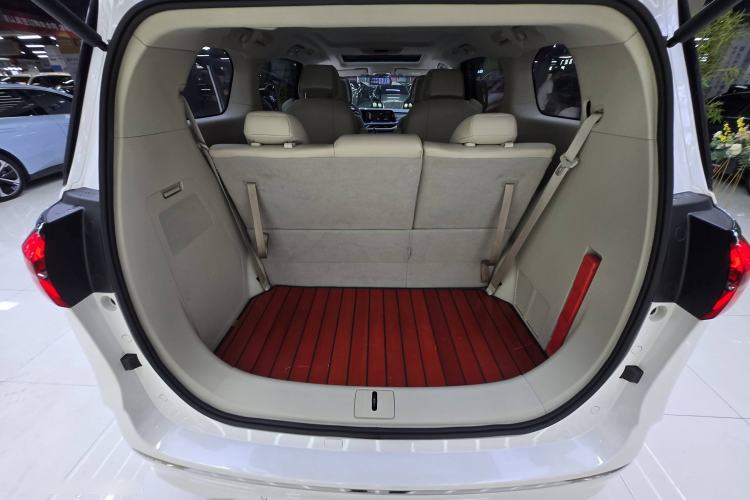 Used Buick GL8 2021 ES Landtrek 653T Comfort Edition
