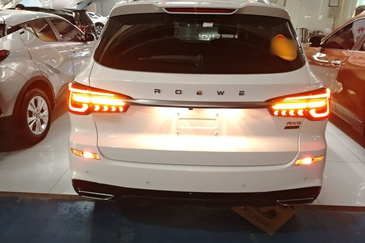 Used Roewe RX5 2023 PLUS 330TGI Automatic Trendsetting Smart Edition
