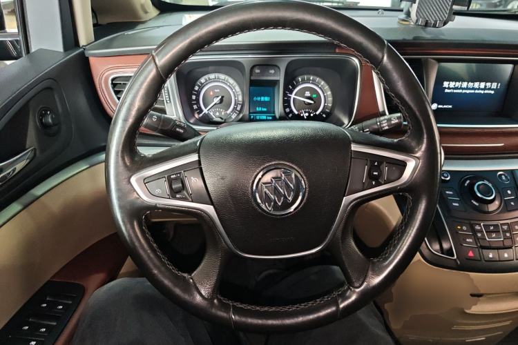 Used Buick GL8 2017 25S Comfort Version China V Standard