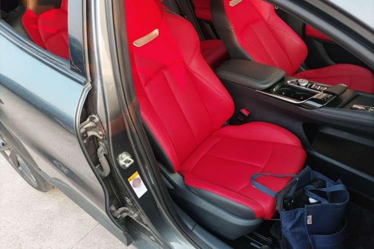 Used Changan UNI-T 2020 1.5T Prestige Version
