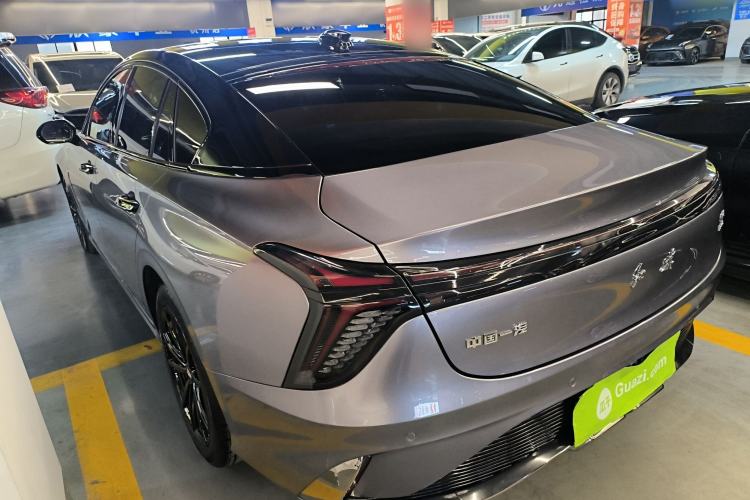 Used Hongqi H6 2023 2.0T ZhiZhen Edition