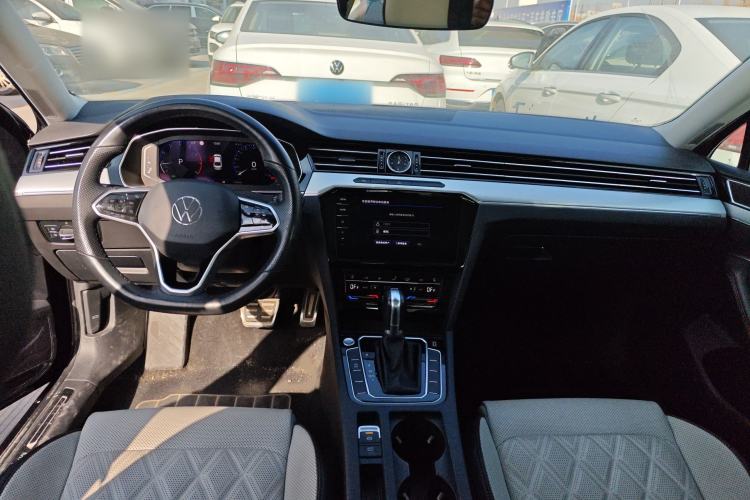 Used Volkswagen Magotan 2023 2 Million Units Commemorative Edition 330TSI DSG Luxury Version
