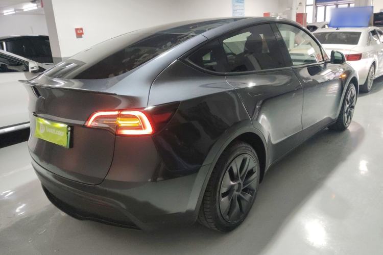 Used Tesla Model Y 2024 Rear-Wheel-Drive Version
