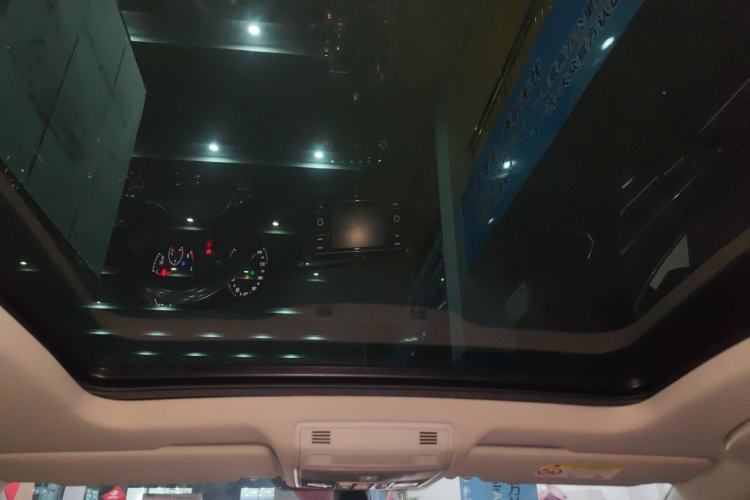 Used Volkswagen Golf Sportsvan 2018 230TSI Automatic Trend Edition
