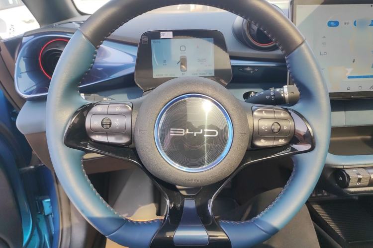 Used BYD Dolphin 2021 405 km Fashion Edition
