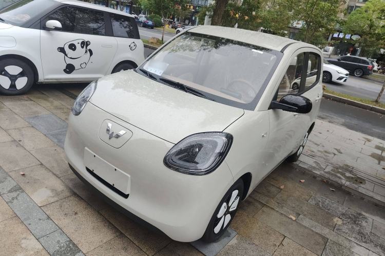 Used Wuling Hongguang MINIEV 2025 Four-Door Version Advanced Edition
