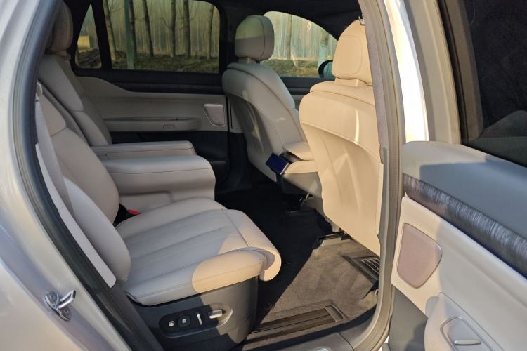 Used Nio ES8 2023 75 kWh
