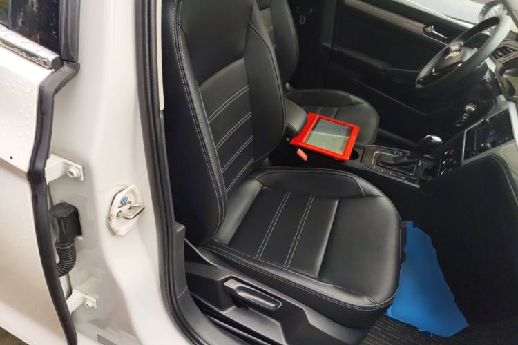 Used Volkswagen Lamando 2019 230TSI DSG Fashion Edition China VI
