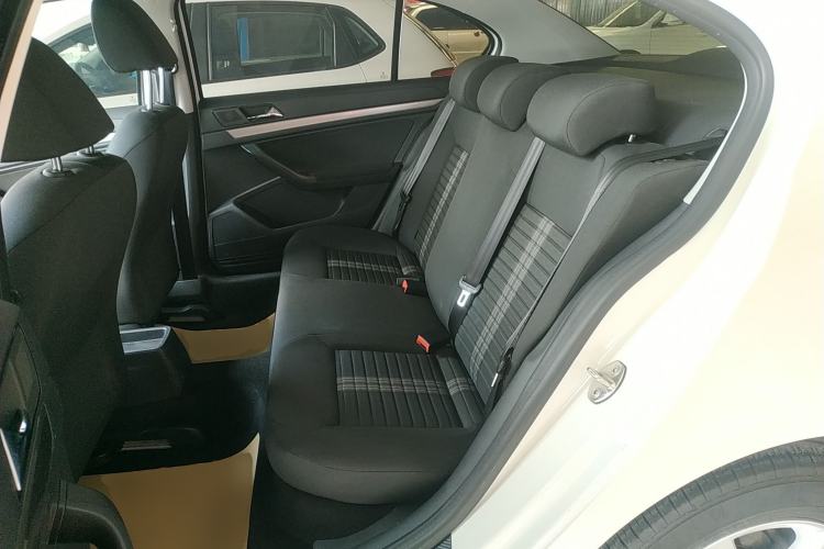 Used Volkswagen Lavida 2019 Lavida Start 1.5L Automatic Trendy Version China VI Standard
