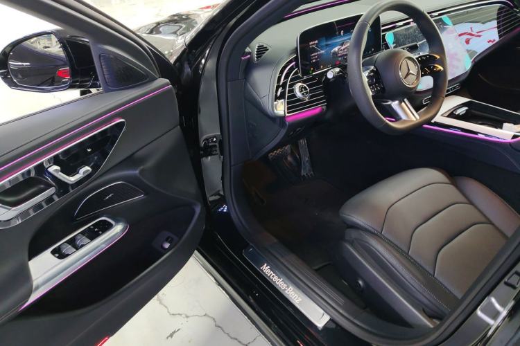 Used Mercedes-Benz E-Class 2024 E 260 L 4MATIC Sport Edition
