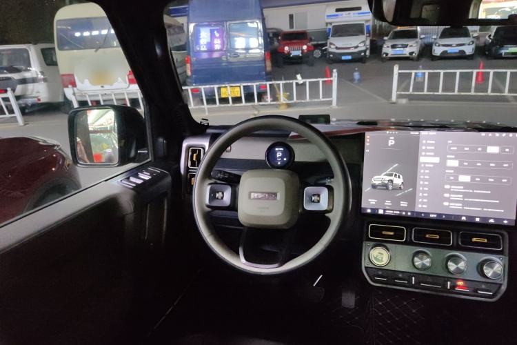 Used  V23 2025 501 Four-Wheel Drive Intelligent Driving Version
