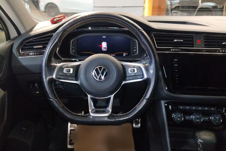 Used Volkswagen Tiguan L 2021 330TSI Automatic Two-Wheel Drive R-Line Enhanced Edition