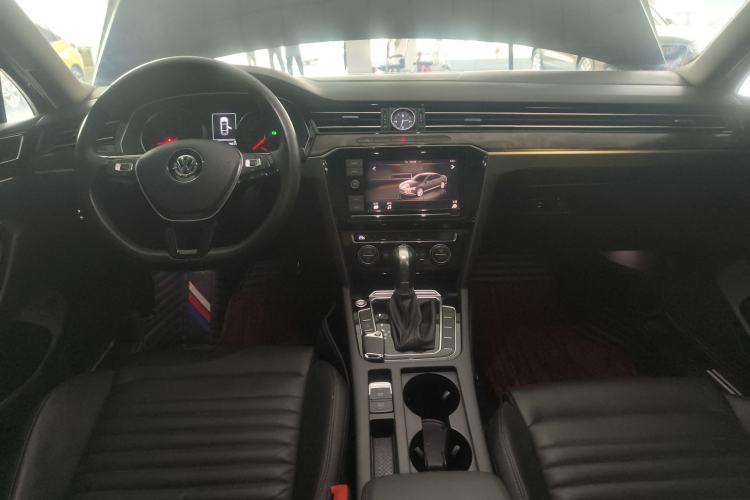 Used Volkswagen Magotan 2019 330TSI DSG Luxury Model China V Standard
