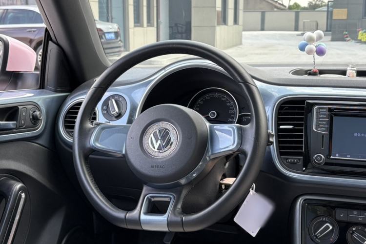 Used Volkswagen Beetle 2018 180TSI Shangle Model
