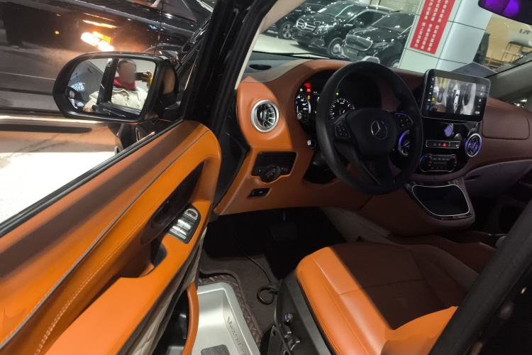 Used Mercedes-Benz Vito 2021 2.0T Elite Version 7 Seats