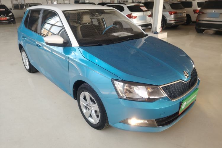 Used Skoda Fabia 2015 1.4L Automatic Chuanxing Edition
