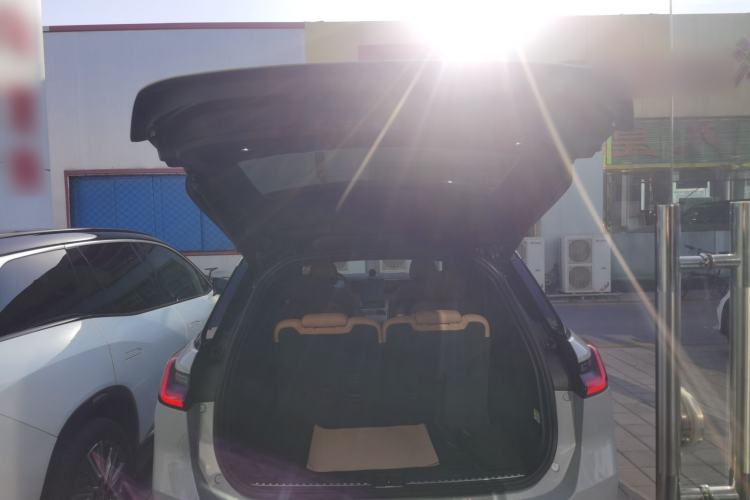 Used Nio ES8 2020 415 km Signature Edition 6-Seater Version
