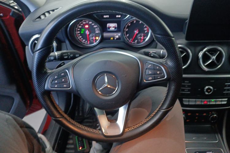 Used Mercedes-Benz GLA 2018 GLA 200 Fashion Model
